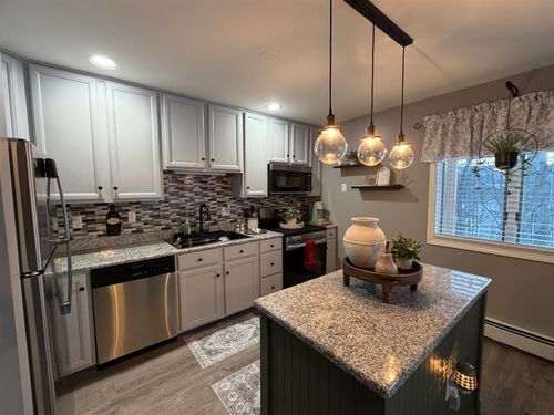 unit-d6-153 Pittsford Cmns, Pittsford, VT, 05763-9422 | Card Image