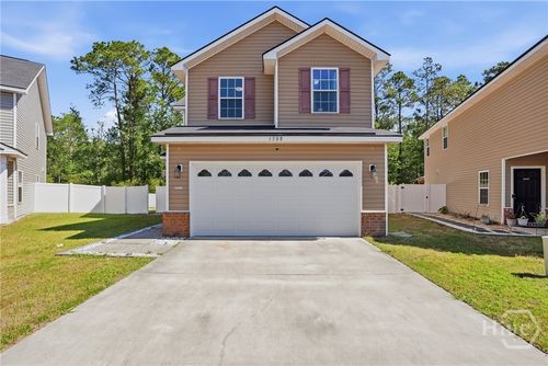1308 Karen Ct, Hinesville, GA, 31313-2883 | Card Image