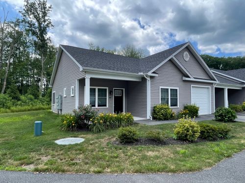 apt-64-37 Hunters Ln, Plantsville, CT, 06479-1584 | Card Image