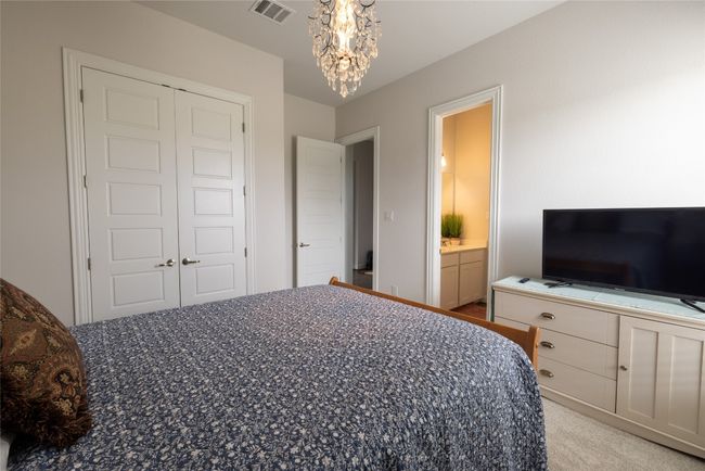 Guest Bedroom | Image 16