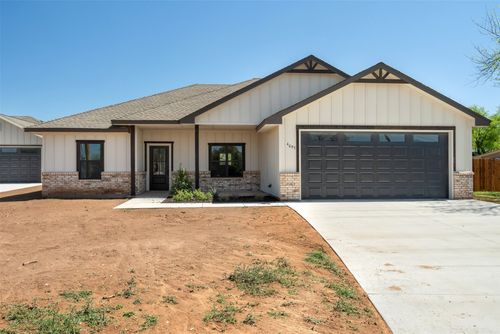 4697 Sisk Rd, Wichita Falls, TX, 76310-2714 | Card Image