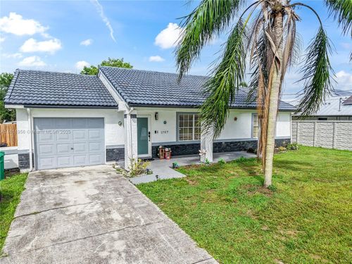 1797 Sw Hampshire Ln, Port St. Lucie, FL, 34953-2046 | Card Image