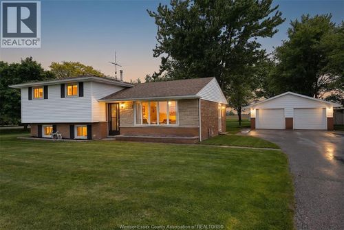 15527 County Rd 8, Oldcastle, ON, N0R1L0 | Card Image