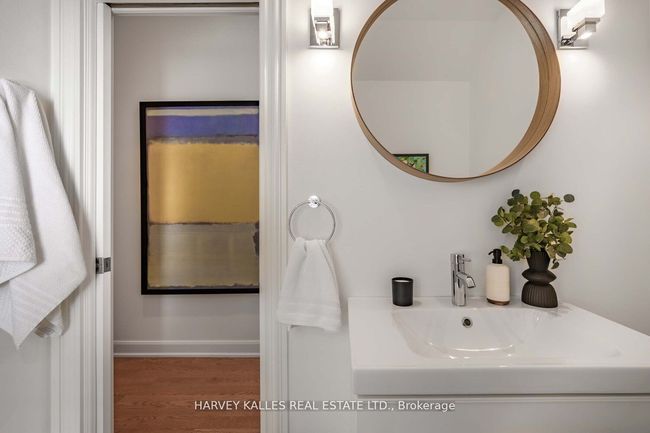 418 Ontario St, House attached with 3 bedrooms, 2 bathrooms and null parking in Toronto ON | Image 37