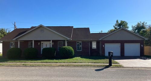8477 Countrywood Ct, Newburgh, IN, 47630-9309 | Card Image