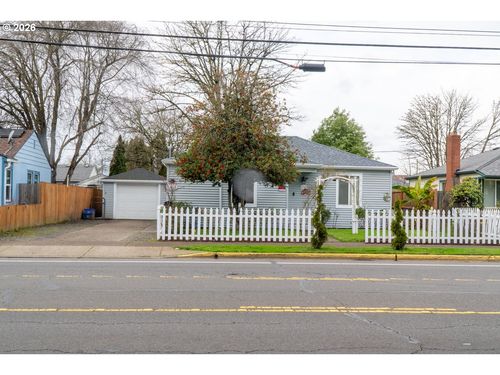 634 Waverly Dr Se, Albany, OR, 97322-5077 | Card Image
