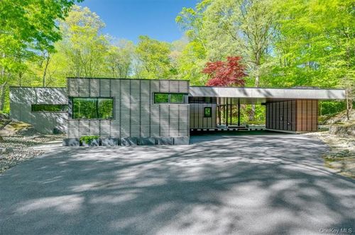 971 Fenimore Rd, Larchmont, NY, 10538-1025 | Card Image