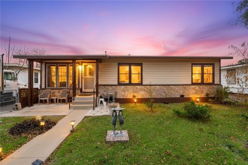 3906 Pyle Dr, Corpus Christi, TX, 78415-2535 | Card Image