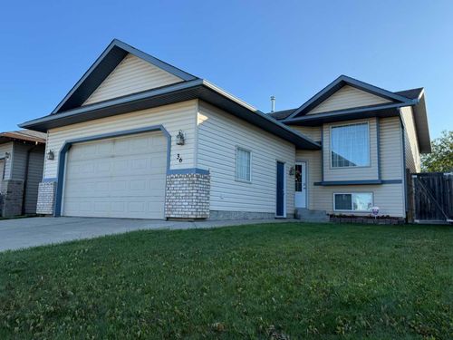 36 Pinnacle Way, Grande Prairie, AB, T8W2X6 | Card Image