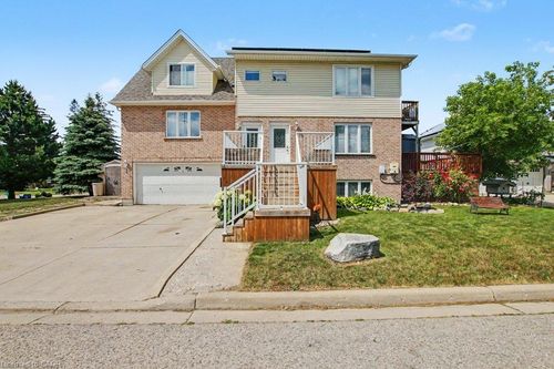 upper-3 Colyer Pl, Kitchener, ON, N2K4E3 | Card Image
