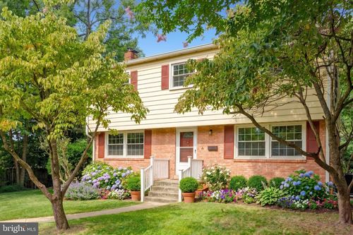 4 Burket Ct, SILVER SPRING, MD, 20910-1355 | Card Image