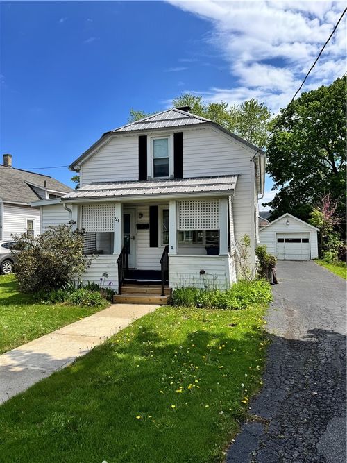 94 Oakwood Ave, Elmira, NY, 14903-1612 | Card Image
