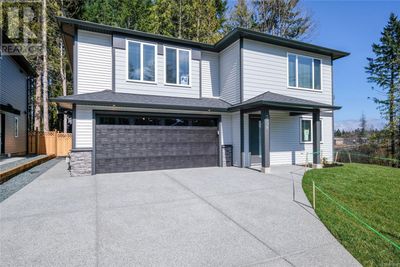 358 Avaani Way, House other with 5 bedrooms, 3 bathrooms and 2 parking in Nanaimo BC | Image 1