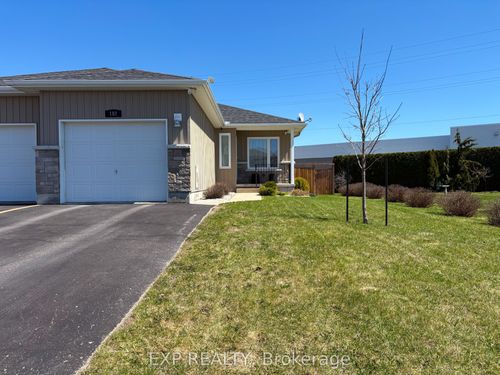 182 Elk Street, Renfrew, ON, K7V1A0 | Card Image