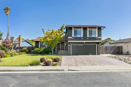 401 Arlington Circle, Fairfield, CA, 94533 | Card Image