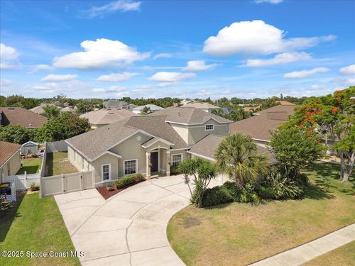 466 Stonehenge Cir, Rockledge, FL, 32955-4746 | Card Image