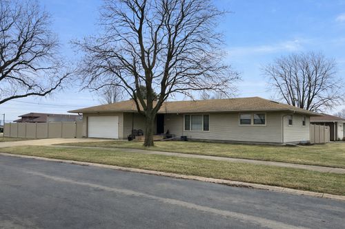 602 Maple St, Herscher, IL, 60941-9772 | Card Image