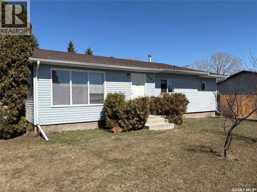 609 2nd St S, Martensville, SK, S0K0A2 | Card Image