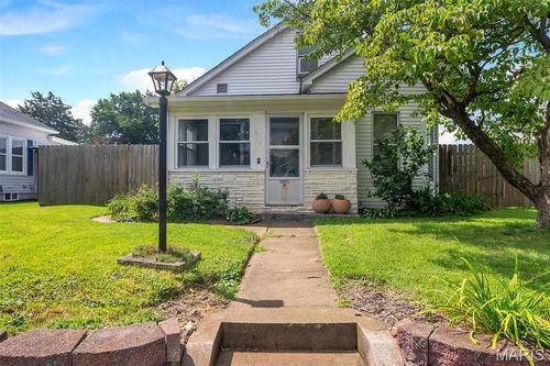 907 Hawley Ave, Alton, IL, 62002-3337 | Card Image