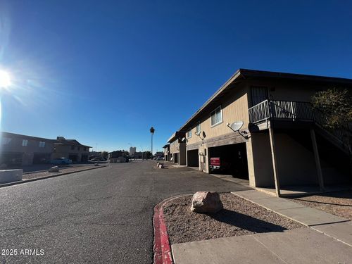 4756 E Moreland St, Phoenix, AZ, 85008-5731 | Card Image