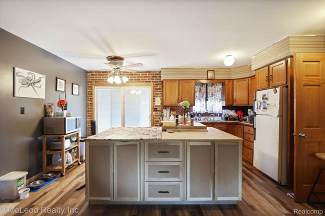 9975 Tuscola Rd, House other with 3 bedrooms, 1 bathrooms and null parking in Clio MI | Image 9