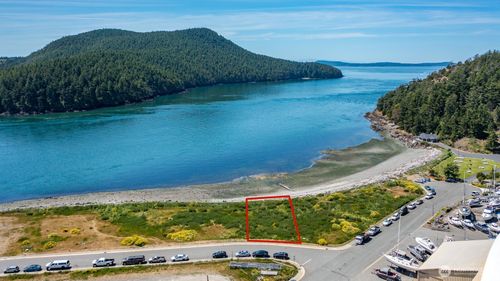 5915 Flounder Bay Ln, Anacortes, WA, 98221 | Card Image