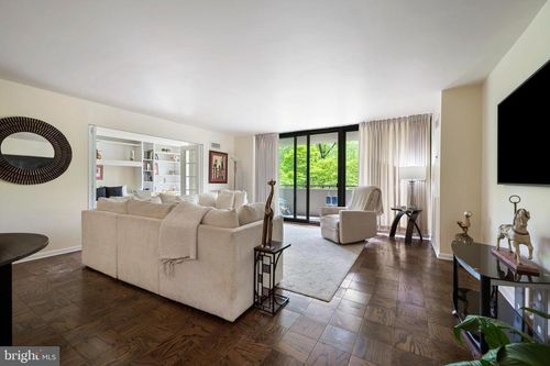 apt-305w-4620 N Park Ave, CHEVY CHASE, MD, 20815-4580 | Card Image
