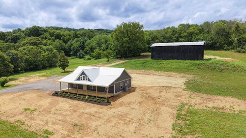 1790 Hawkins Branch Rd, Bethpage, TN, 37022-4614 | Card Image
