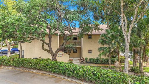 35110-3867 Cocoplum Cir, Coconut Creek, FL, 33063-5941 | Card Image