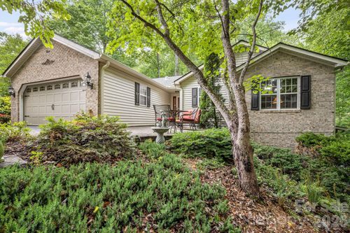 9 Firestone Ct, Etowah, NC, 28729-9747 | Card Image