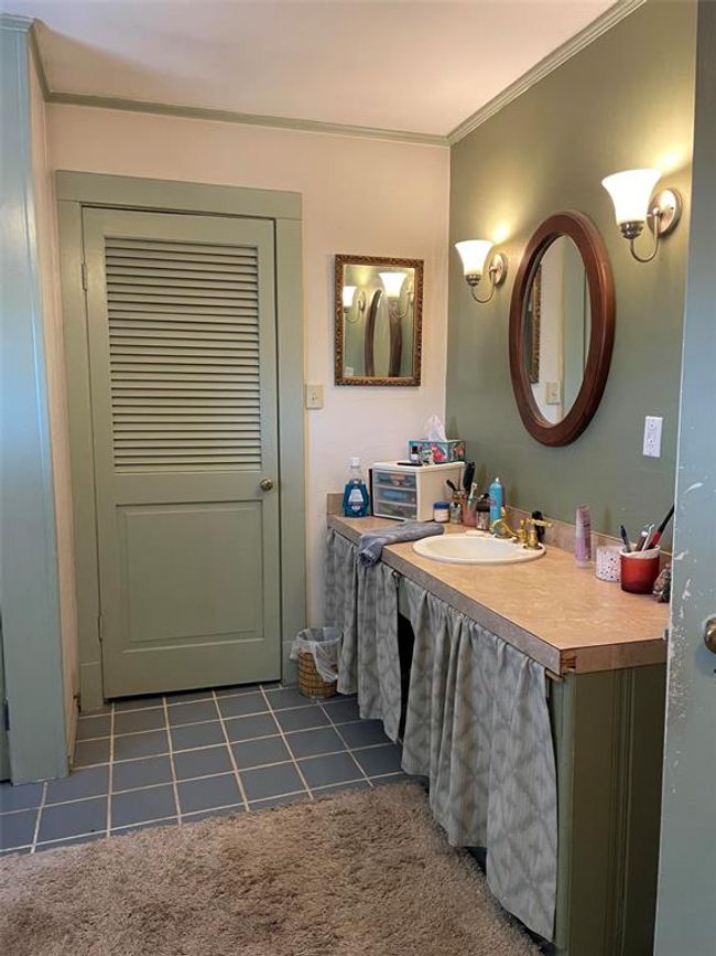 2002 Fm 369 S, House other with 4 bedrooms, 5 bathrooms and 2 parking in Iowa Park TX | Image 26