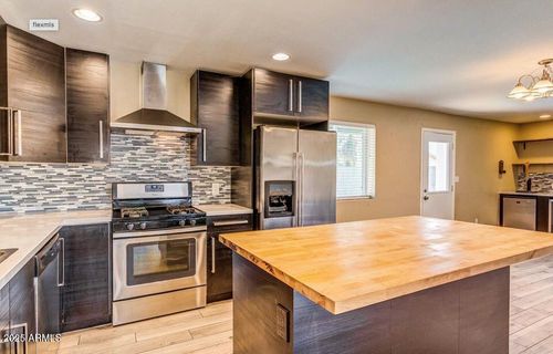 1015 E Marigold Ln, Tempe, AZ, 85288-1628 | Card Image
