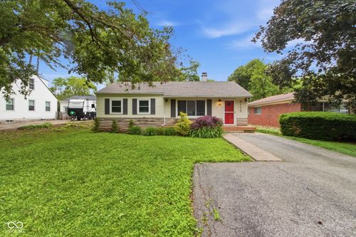 9115 Central Ave, Indianapolis, IN, 46240-1018 | Card Image