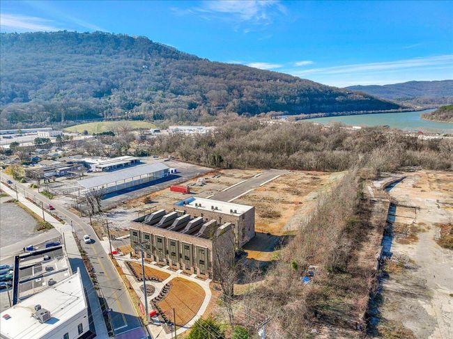 1443 Caldwell Ln, Townhouse with 3 bedrooms, 4 bathrooms and null parking in Chattanooga TN | Image 13