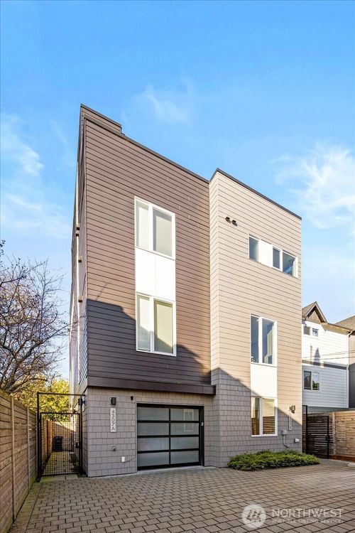 b-4307 Francis Ave N, Seattle, WA, 98103-7117 | Card Image