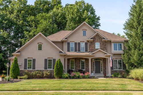 6820 Mahogany Dr, Galena, OH, 43021-8059 | Card Image