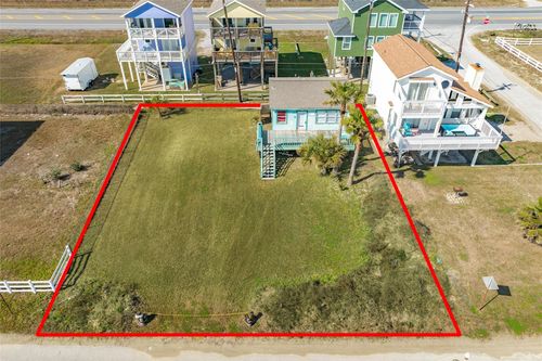 17404 Bristow Dr, Galveston, TX, 77554-8668 | Card Image
