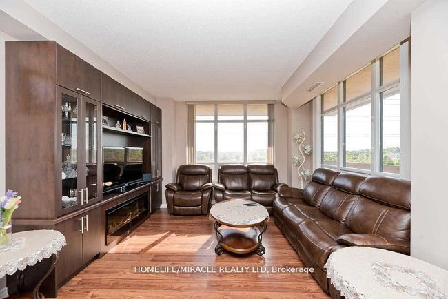 412 - 9235 Jane St, Condo with 2 bedrooms, 2 bathrooms and 1 parking in Vaughan ON | Image 11