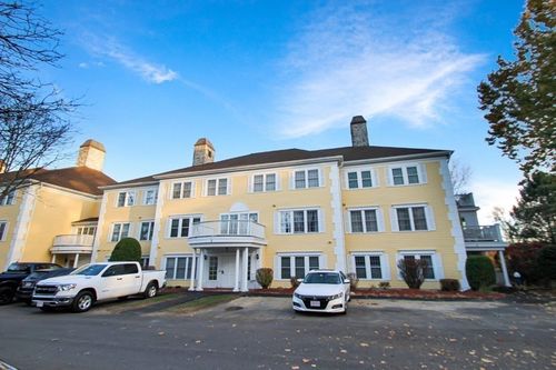 8-1 Riverview Blvd, Methuen, MA, 01844-6026 | Card Image