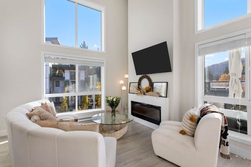 401-45500 Market Way, Chilliwack, BC, V2R6G5 | Card Image