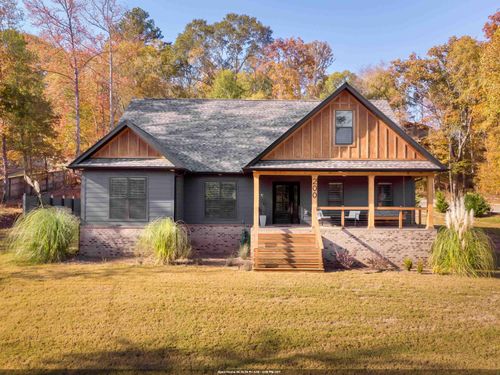 200 Creekside Dr, Florence, AL, 35630-1805 | Card Image