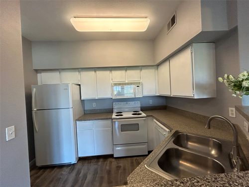 apt-833-2320 Gracy Farms Ln, Austin, TX, 78758-2311 | Card Image