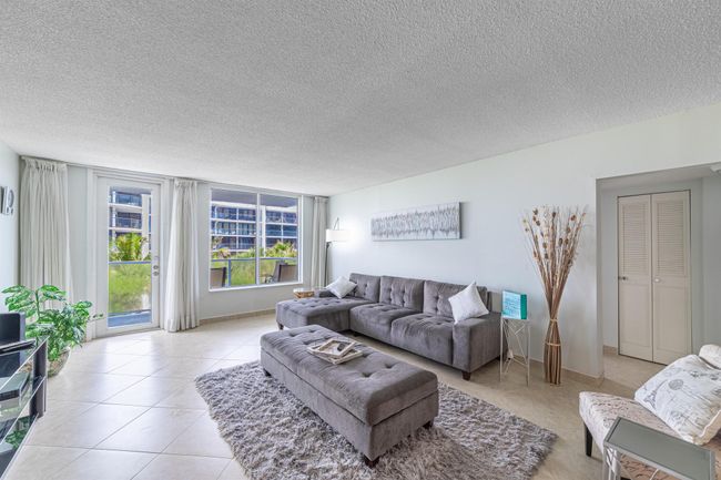APT-401 - 3450 S Ocean Blvd, Condo with 2 bedrooms, 2 bathrooms and null parking in Palm Beach FL | Image 7