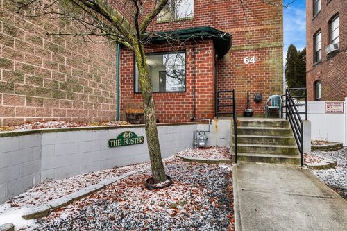 apt-105-64 Foster St, Peabody, MA, 01960-5954 | Card Image