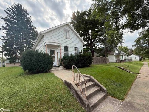 1404 S 10th St, Burlington, IA, 52601-3752 | Card Image