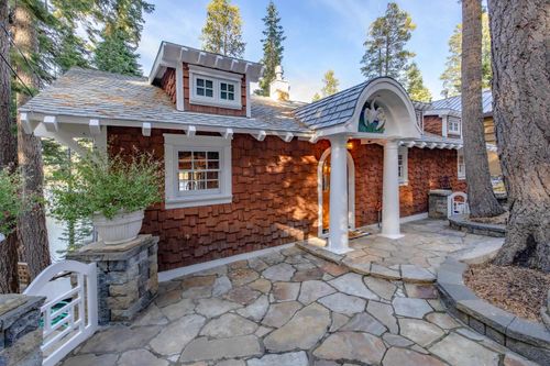 14254 S Shore Dr, Truckee, CA, 96161-3430 | Card Image