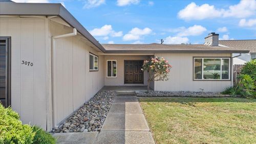 3070 Del Rio Drive, Stockton, CA, 95204 | Card Image