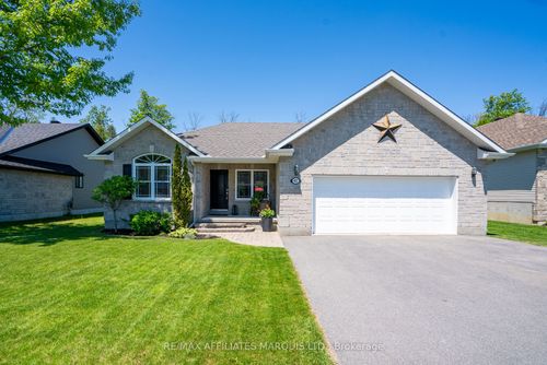 45 Beech St, Ingleside, ON, K0C1M0 | Card Image