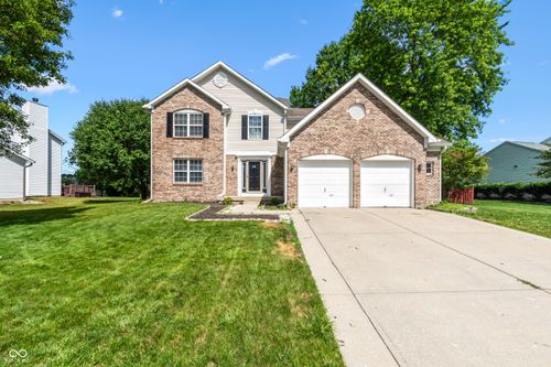 420 Paddock Rd, Greenwood, IN, 46142-9078 | Card Image