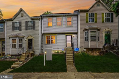 2128 Sayan Ct, TEMPLE HILLS, MD, 20748-7026 | Card Image